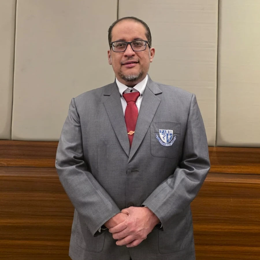 Dr. dr. Nizar, Sp.B, FINASC, FACT, FICS